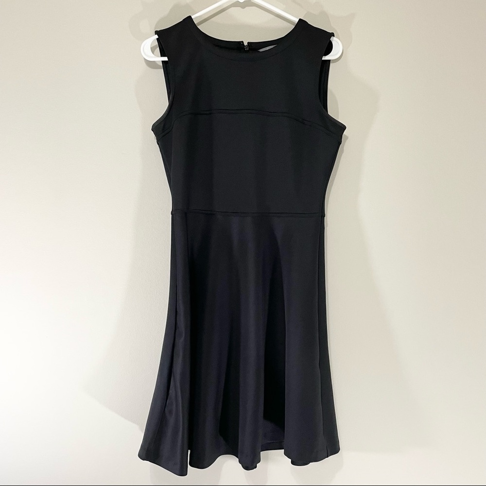 Daisy Fuentes Black Skater Dress Size M